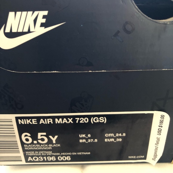 Nike Air Max 720. Brand new in Box. Triple black - Picture 15 of 15